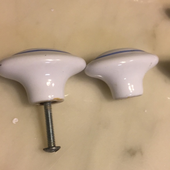 Set of 9 Vintage Marble cabinet knobs Firm Price! - Picture 12 of 12